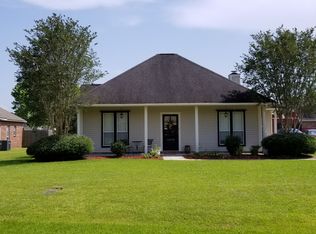 10178 Carter Hills Ave, Denham Springs, LA 70726