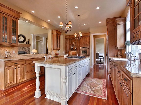 Gourmet Kitchen