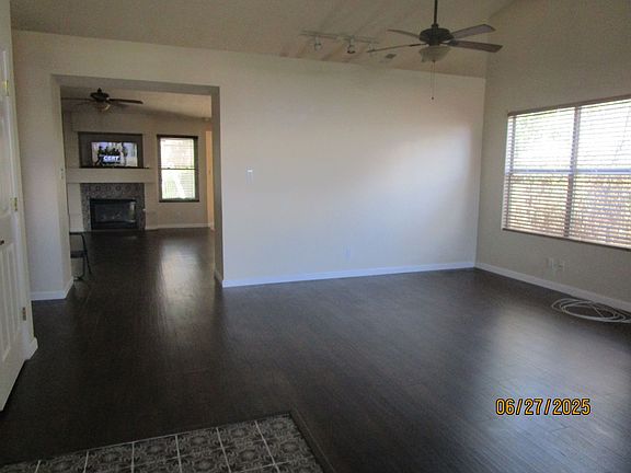 4th image of 8135 Corte Del Viento NW