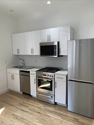 Rented by Compass | media 6