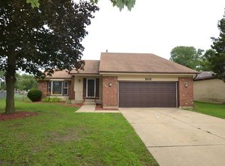 171 N Prairie Dr, Addison, IL 60101