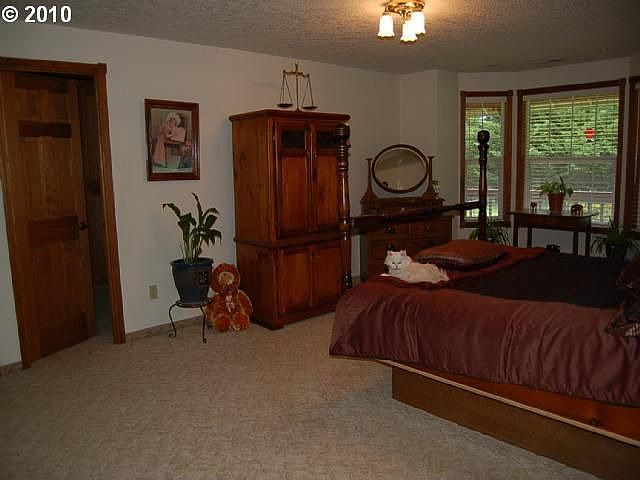 2nd image of 1514 NW 155th Cir