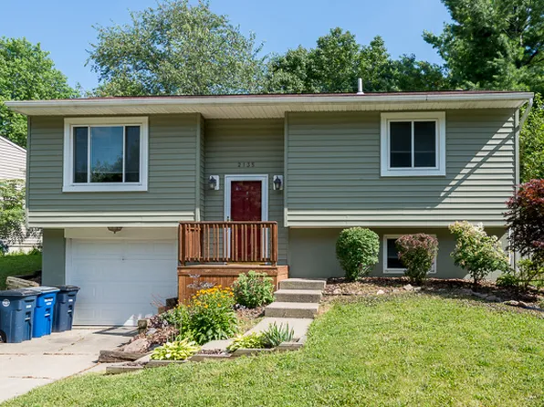 2135 Winewood Ave, Ann Arbor, MI 48103