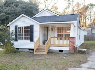 121 Roper Cir, Moncks Corner, SC 29461