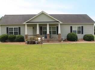 351 Surry Gadsberry Rd, Pilot Mtn, NC 27041