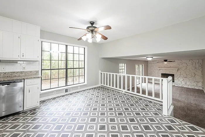 6957 Cedar Hill Ct — Photo 5