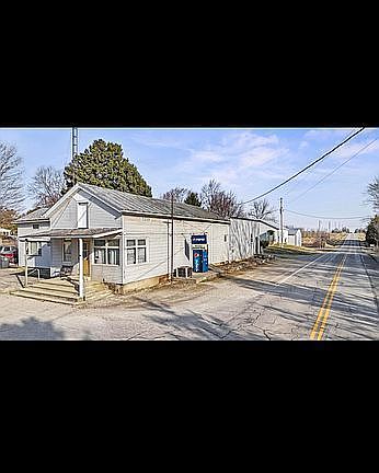3rd image of 392 Benton Rd