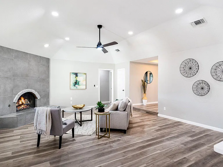 2416 Kimberly Ln — Photo 23