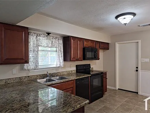 19918 Misty Pines Dr — Photo 12