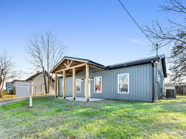 100 Porter St, Centerville, TN 37033