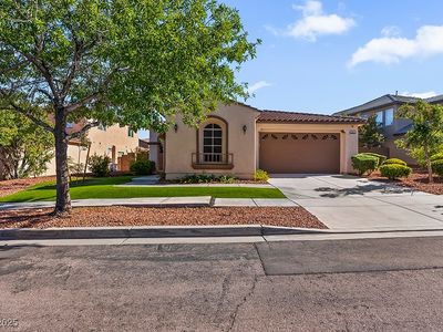 1560 Boundary Peak Way, Las Vegas, NV, 89135