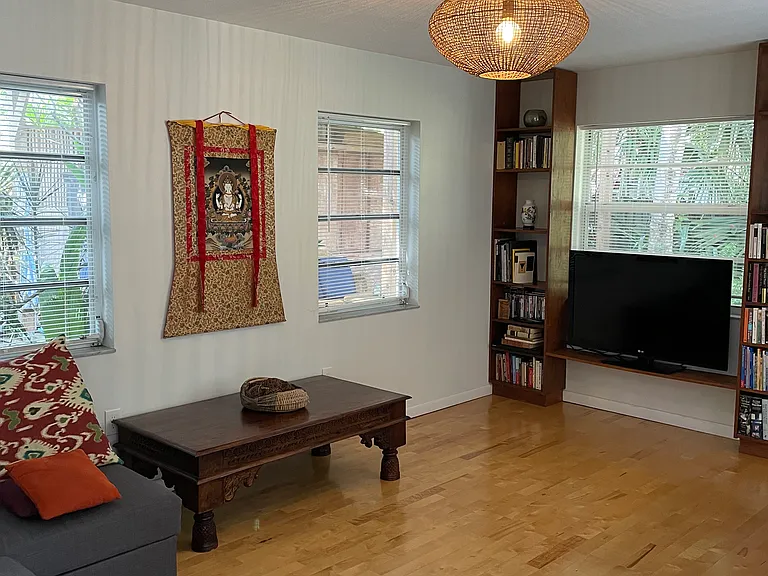 6235 SW 44th St — Photo 19