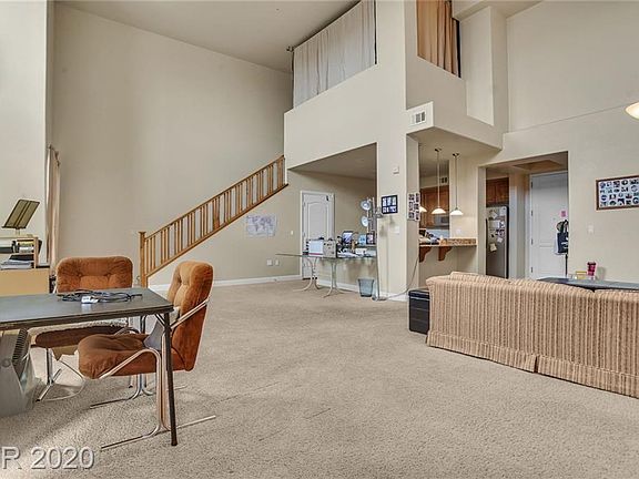 4th image of 38 E Serene Ave Unit 425