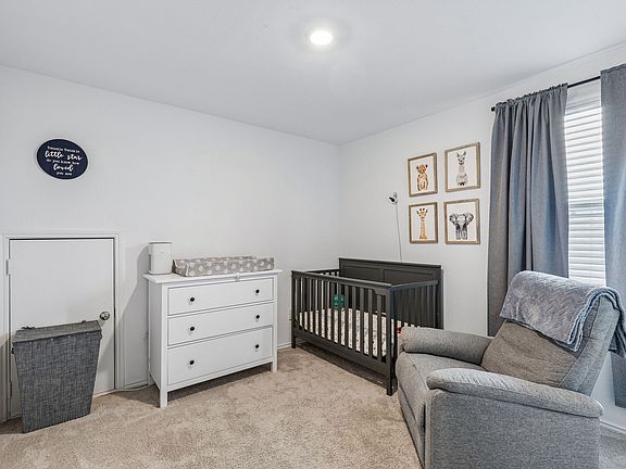 3rd image of 3044 Harper St
