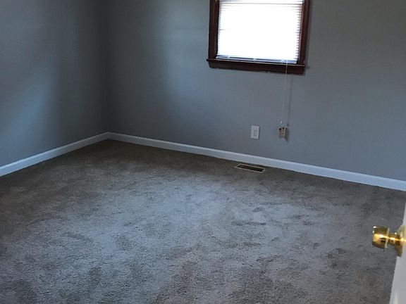 2nd image of 427 Elizabeth Ave