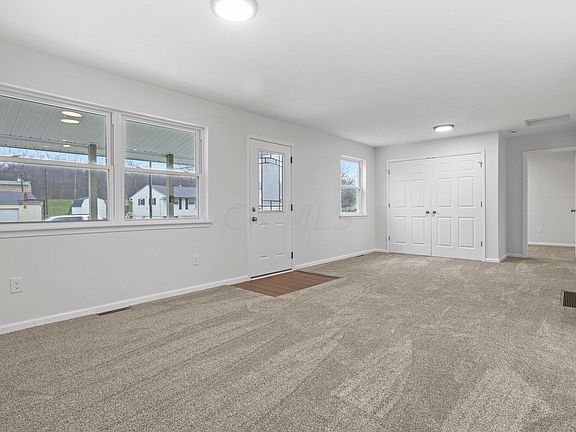 3rd image of 114 Parana Dr