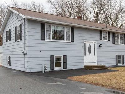 85 Tanglewood Dr, Dracut, MA, 01826