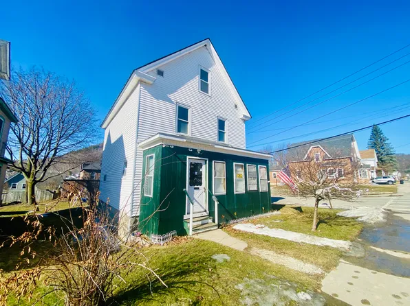 275 Willard St, Berlin, NH 03570