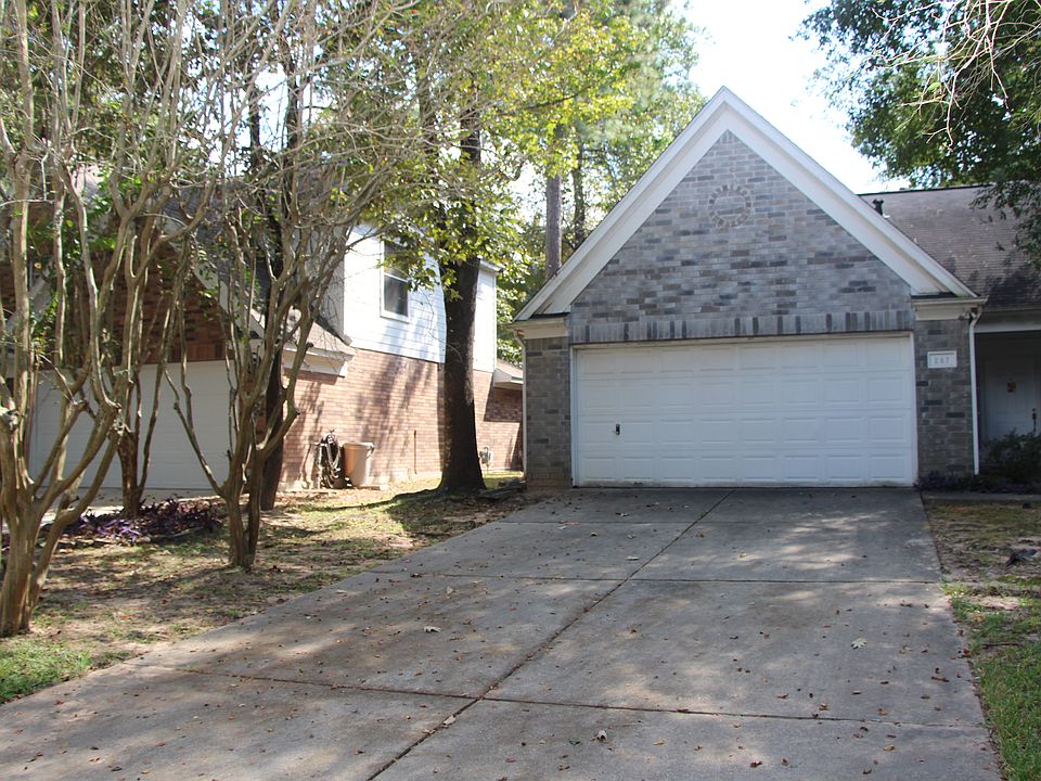 1st image of 207 N Dreamweaver Cir