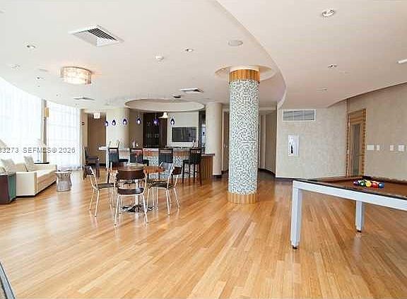 5th image of 253 NE 2nd St APT 509