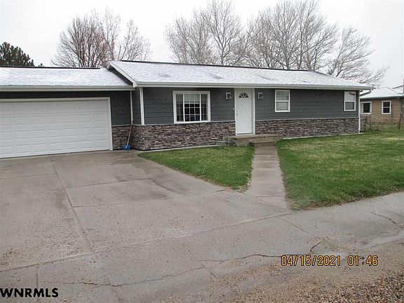 4th image of 4209 Pleasant Dr