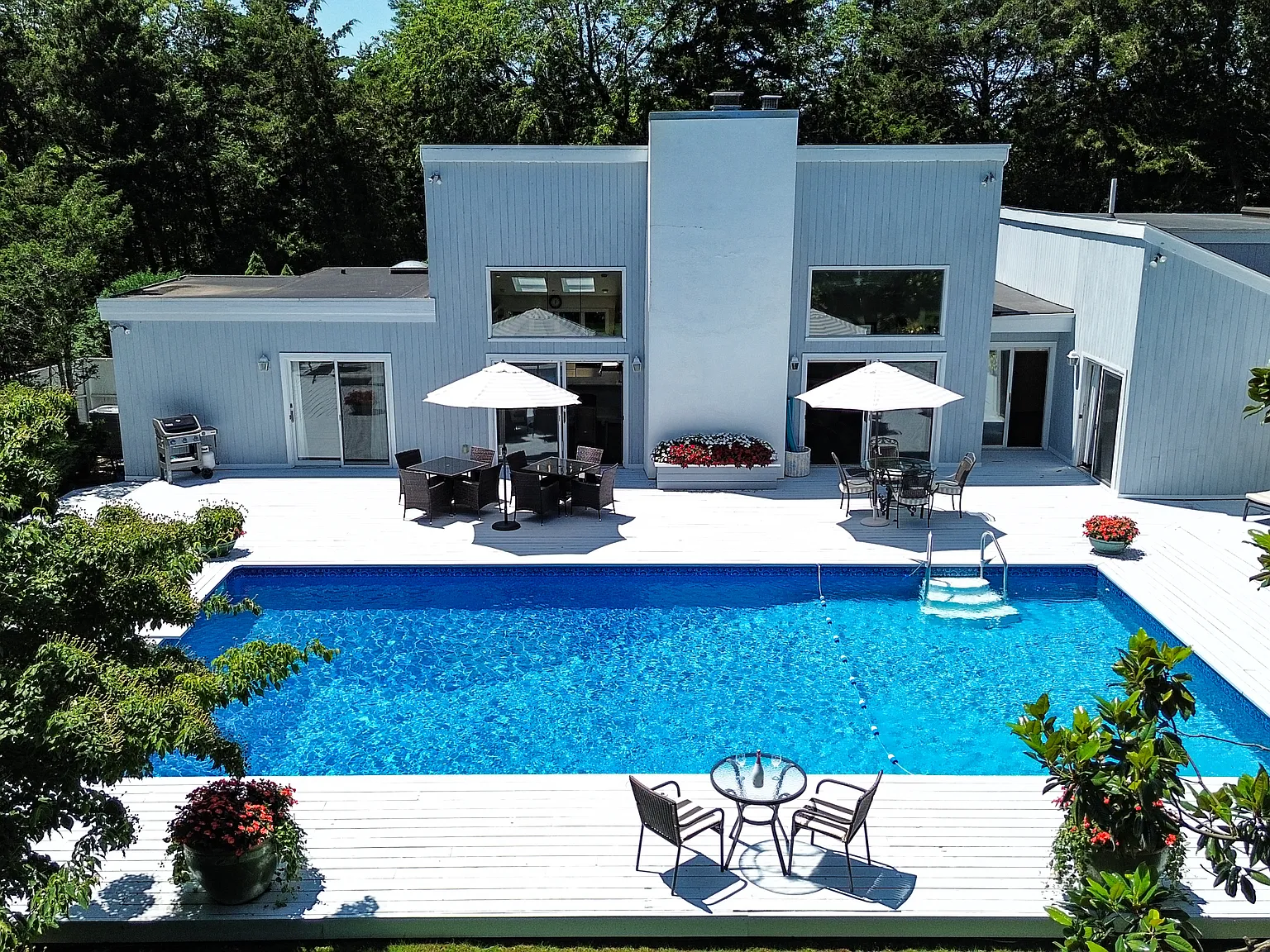 Water Mill South | Effortless Single Level Living — Photo 1