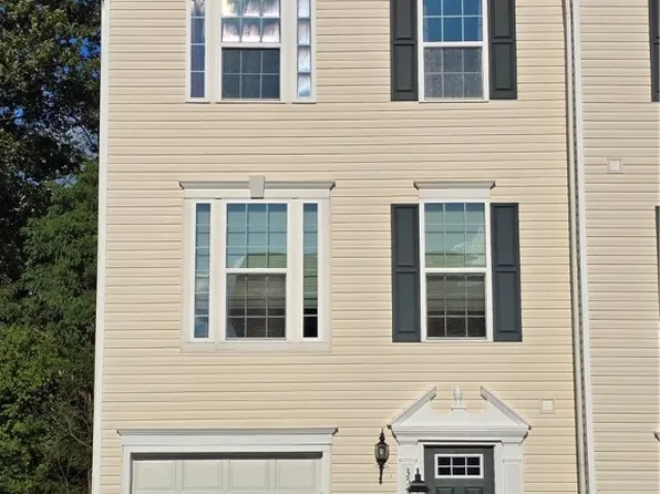 351 Sunrise Dr, Carnegie, PA 15106