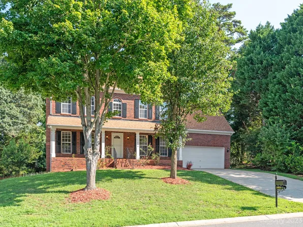 12614 Cardinal Woods Dr, Charlotte, NC 28134