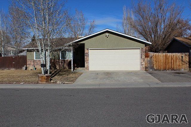 1st image of 3004 E Aspenwood Ct