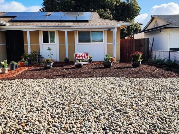 530 Roja Dr, Oceanside, CA 92057