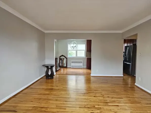 41-04 20th Road image 10 of 17