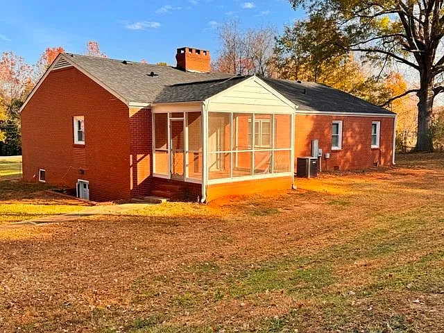 3456 McConnell Rd — Photo 6