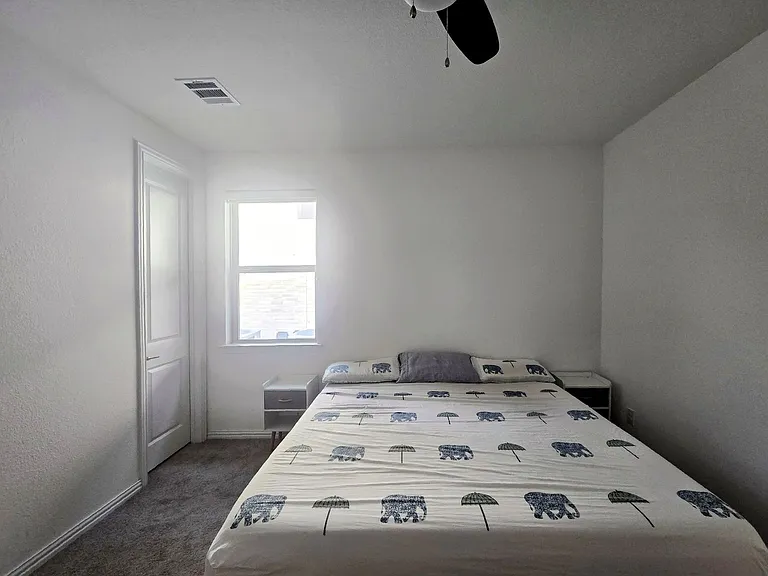 536 Cedarwood St — Photo 10