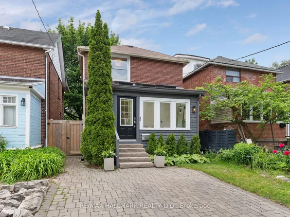37 Winston Ave, Toronto, ON M1N 1W2