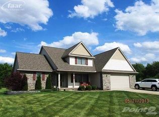 16373 Red Fox Trl, Linden, MI 48451