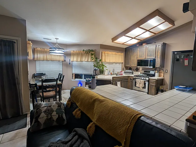 7683 Eagle Point Way — Photo 2