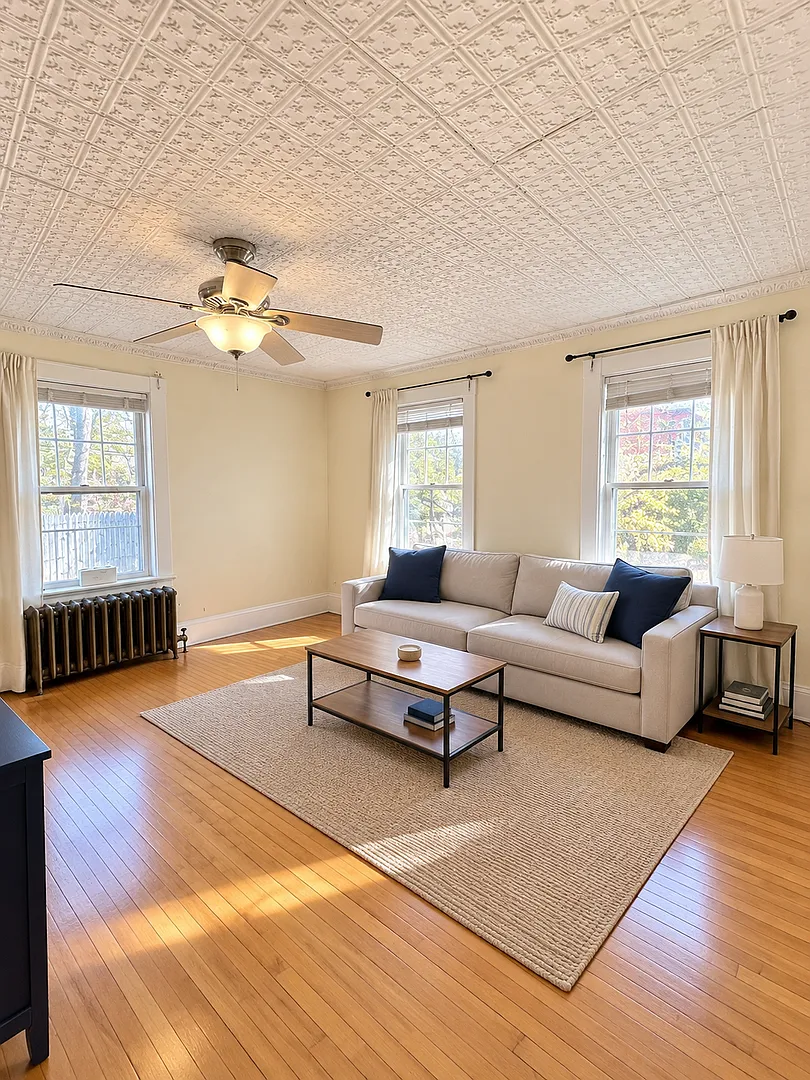 19 Oak Street, Orono ME — Photo 3