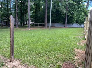 196 Challedon Dr, Summerville, SC 29485