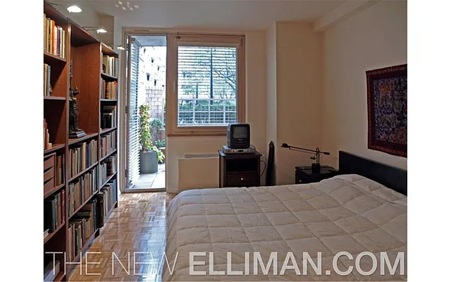 Rented by Douglas Elliman | media 37
