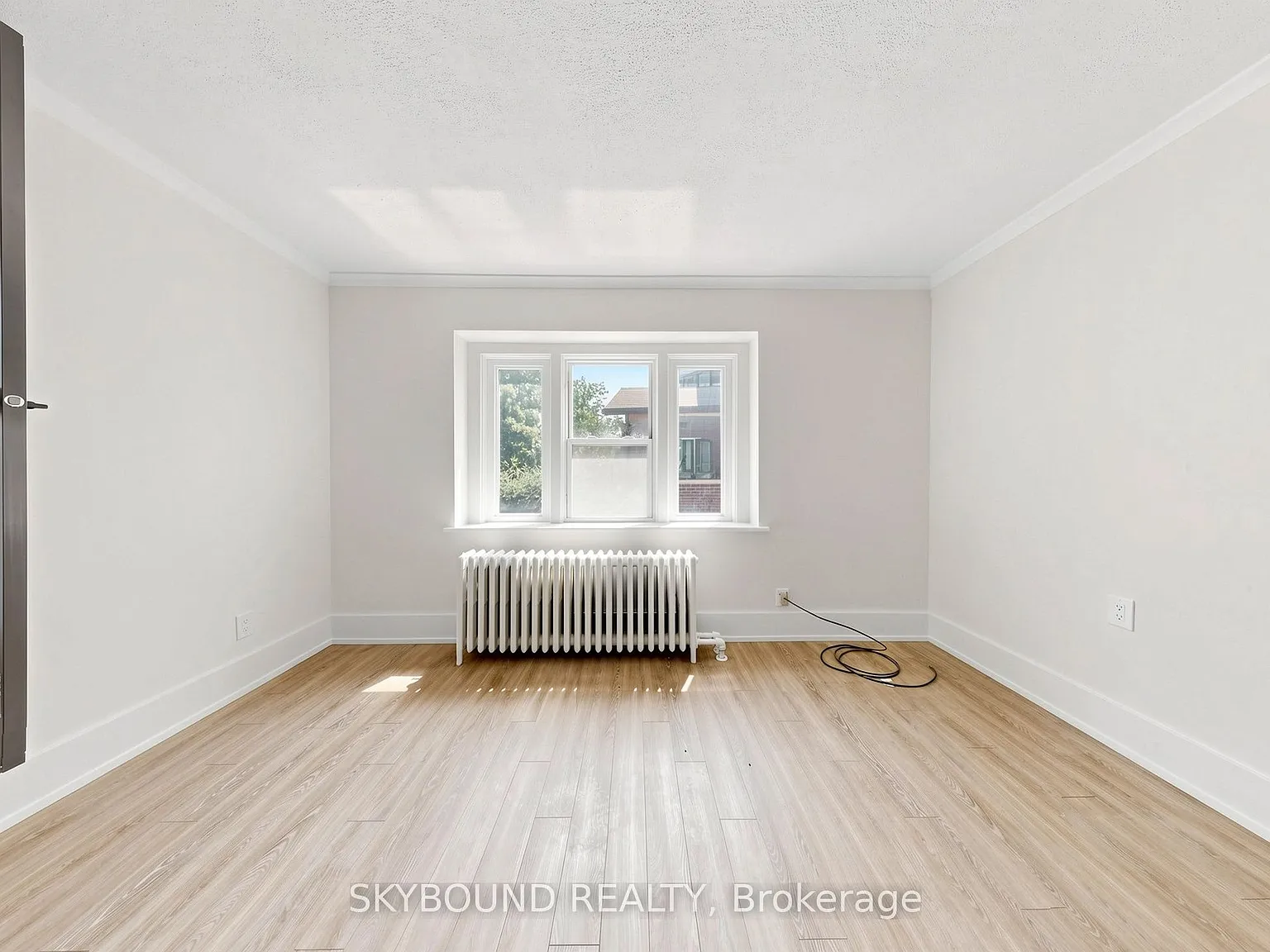 2 bed, $2,850 — Photo 2