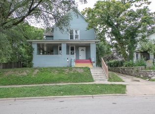 201 Comstock St, Joliet, IL 60436