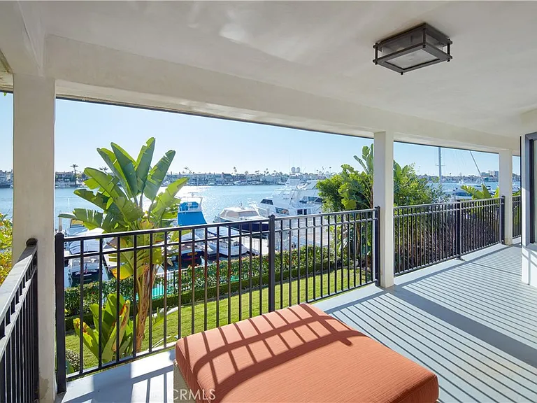 2572 Bayshore Dr — Photo 27