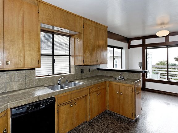 5th image of 20 Highland Blvd