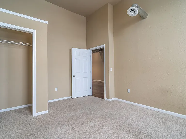 308 Demers - Residential — Photo 14