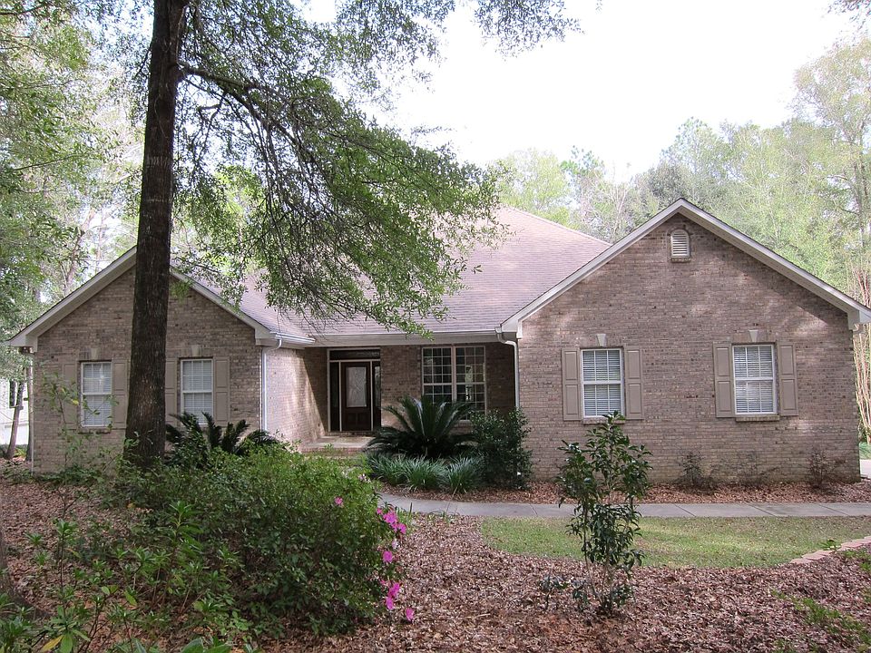 1st image of 23924 Montrose Woods Dr