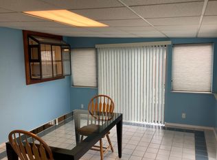 693 T St, Springfield, OR 97477