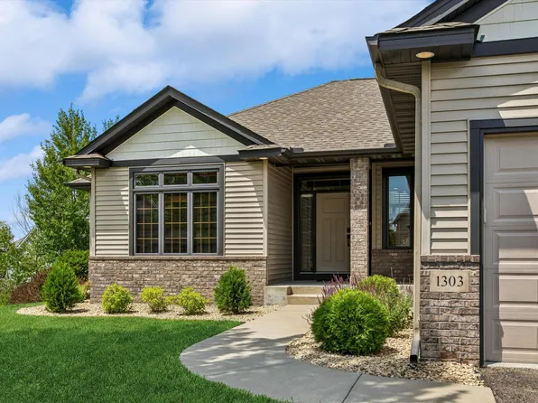 1303 Bellavista Cir, Buffalo, MN 55313