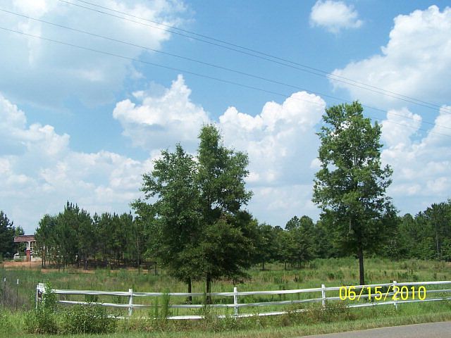2nd image of 379 Tommy Hooks Rd