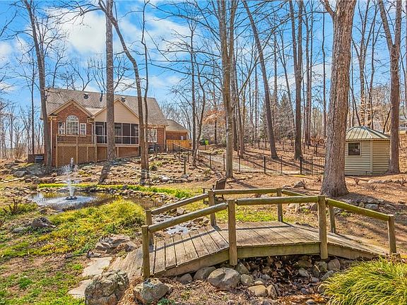 2nd image of 8300 Trottington Rd