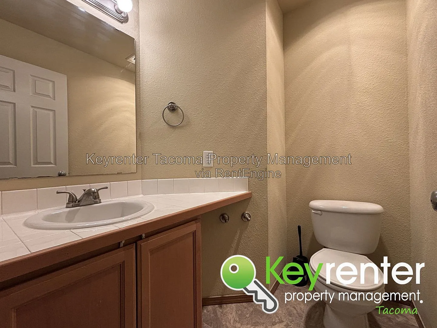 4 bed, 2.5 bath, 1406 sqft, $2,600 — Photo 4